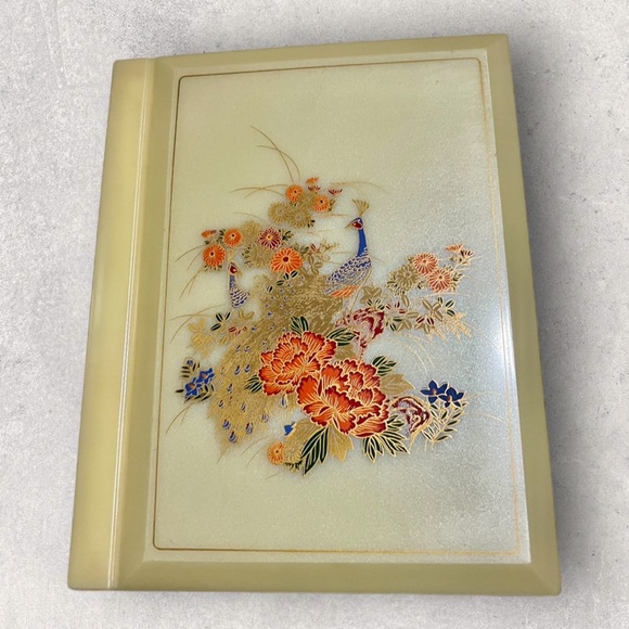 3/$20 
Vintage photo album with beautiful peacock design - Picture 7 of 15